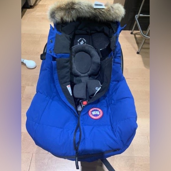 Canada Goose Fawn Bunting. Baby car seat cover. Pacific Blue. Like New. - Picture 5 of 8